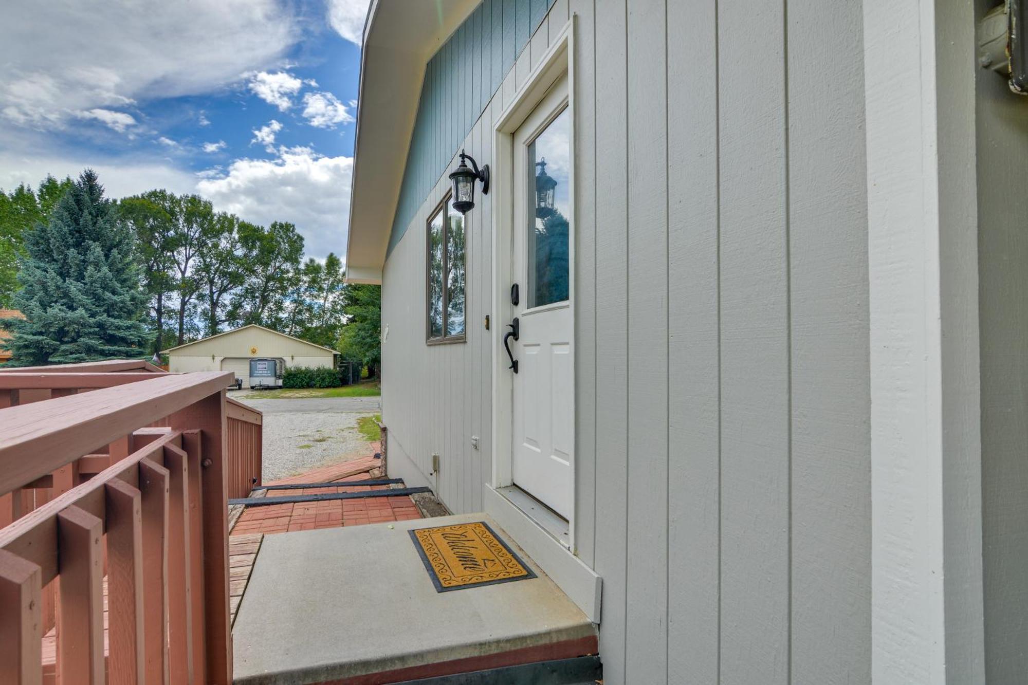 Ranch-Style Retreat In Downtown Buena Vista! Villa Buitenkant foto