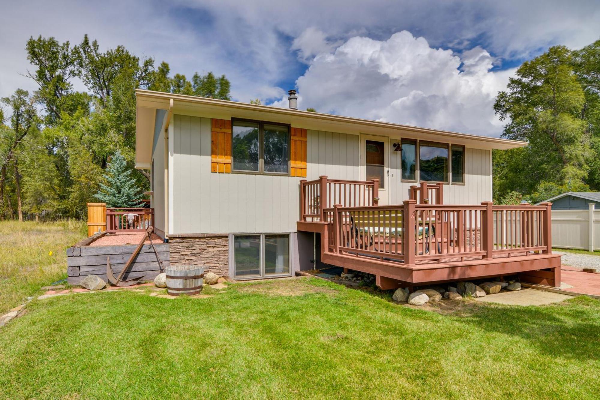 Ranch-Style Retreat In Downtown Buena Vista! Villa Buitenkant foto