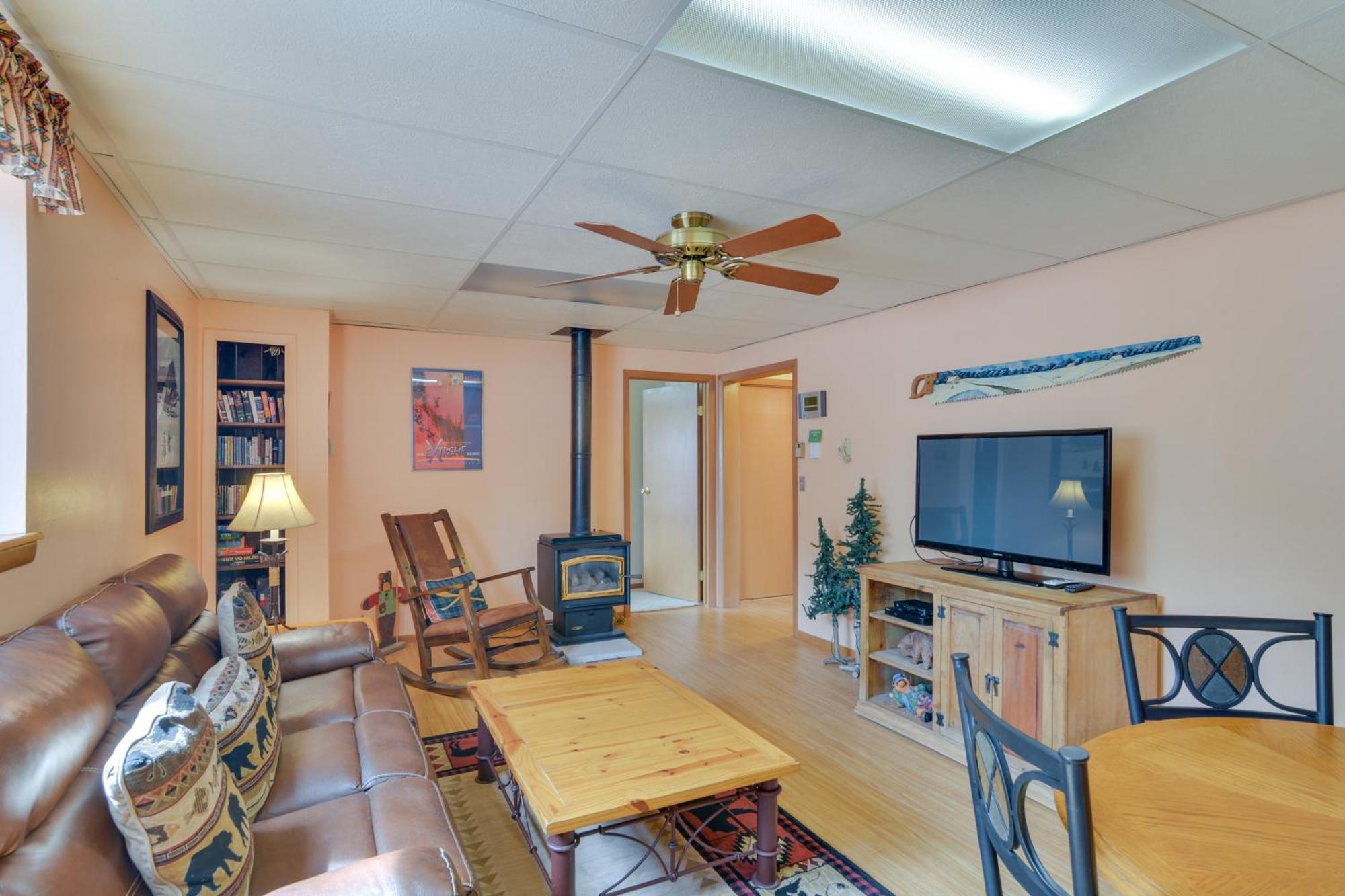 Ranch-Style Retreat In Downtown Buena Vista! Villa Buitenkant foto