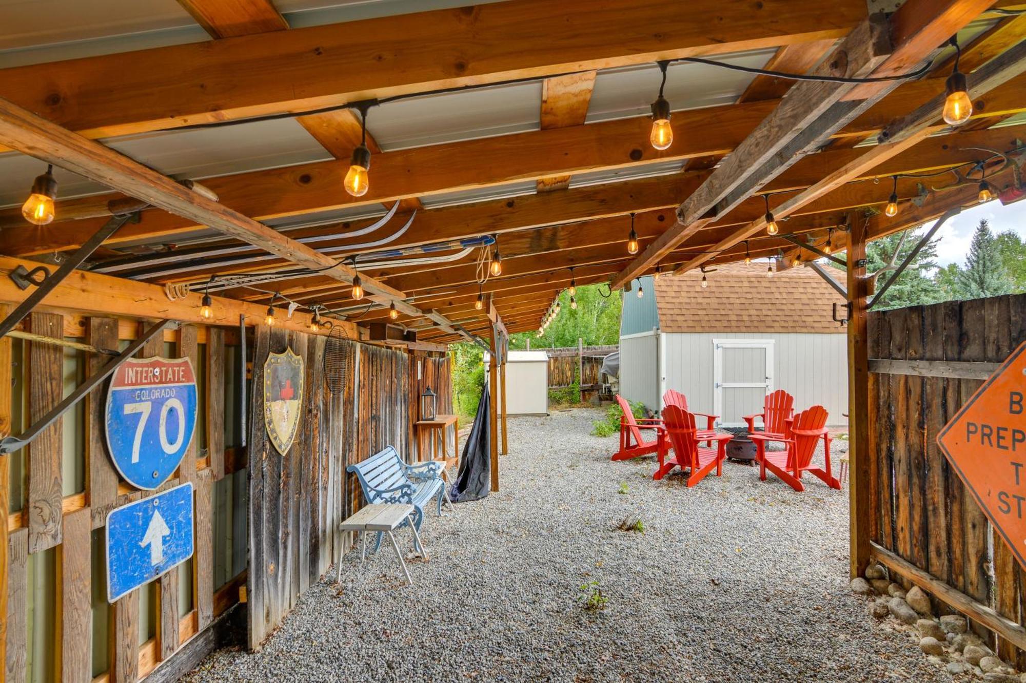 Ranch-Style Retreat In Downtown Buena Vista! Villa Buitenkant foto